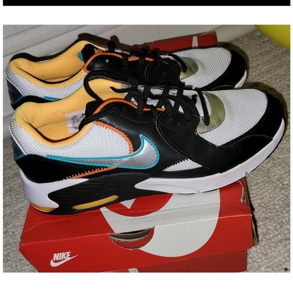 Nike Air Max Excee DZN (GS) - LIKE NEW WITH BOX - Picture 1 of 5